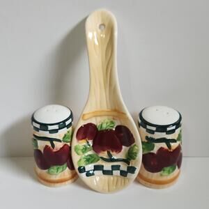 EDC 2004‎ Salt & Pepper Shakers Spoon Rest Apples Checkered Print Country Rustic